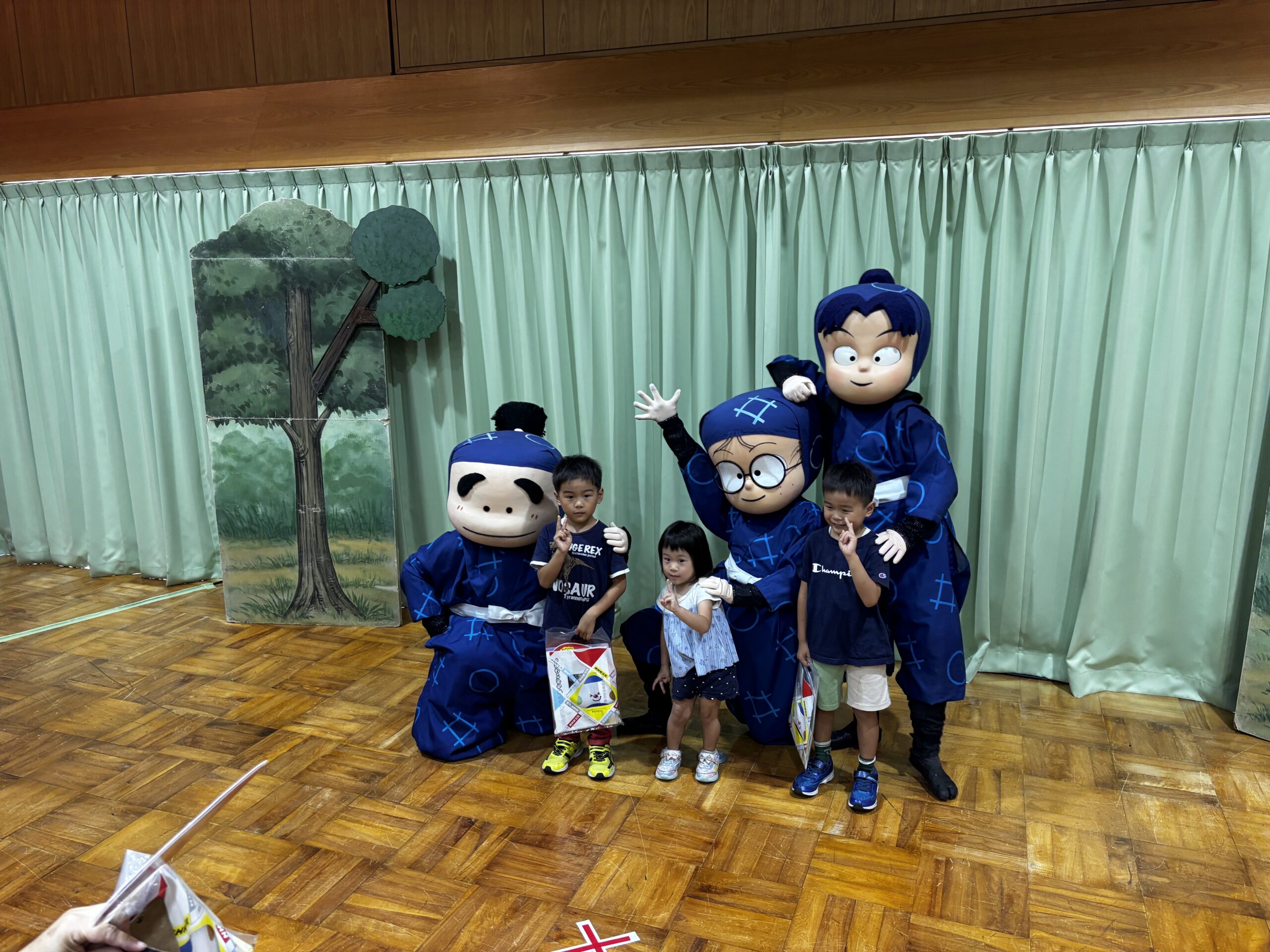 キャラクターパネルとの記念撮影
